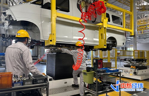 智能機器人同事進駐汽車車間 生產效率提升一倍